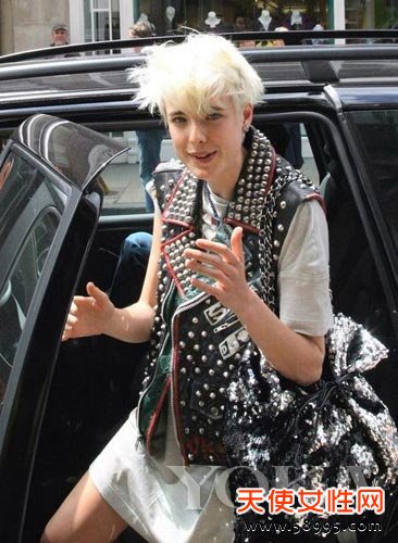 ģAgyness Deyn